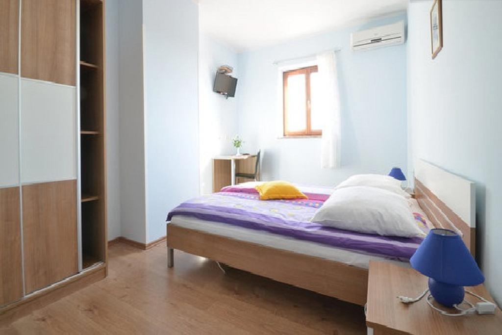 Bed And Breakfast Rogocana Labin  Habitación foto