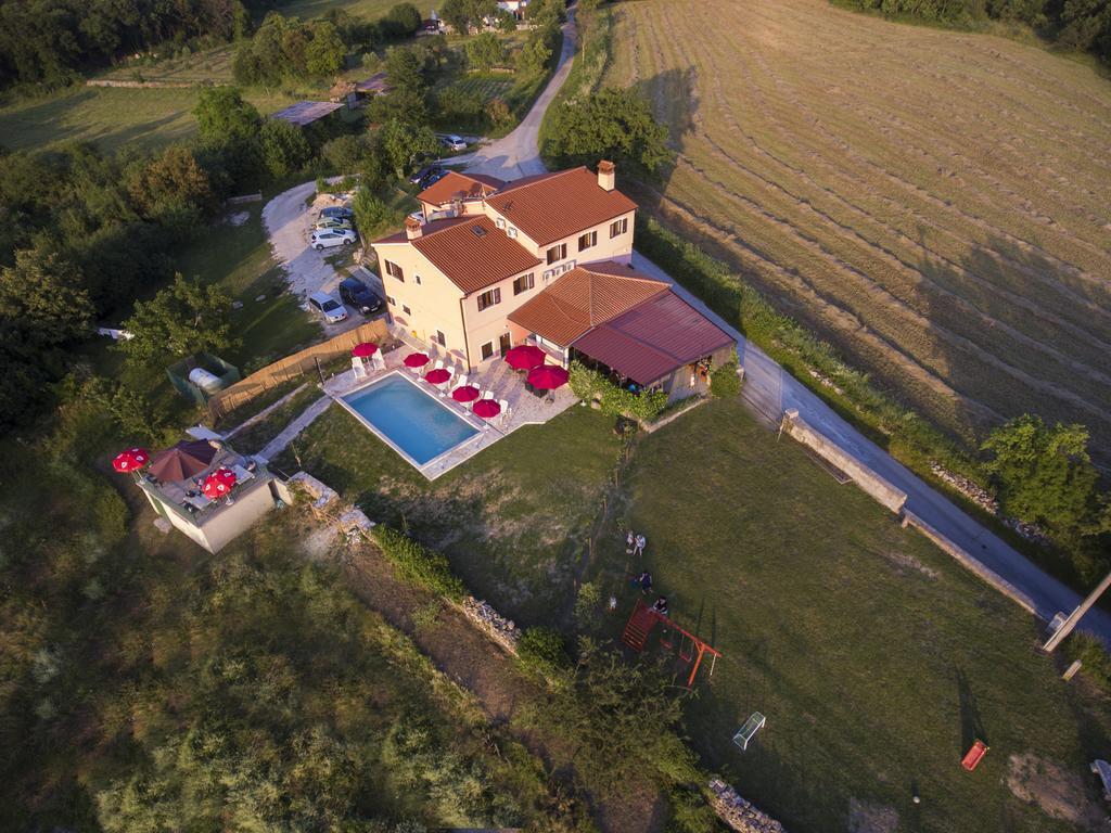 Bed And Breakfast Rogocana Labin  Exterior foto