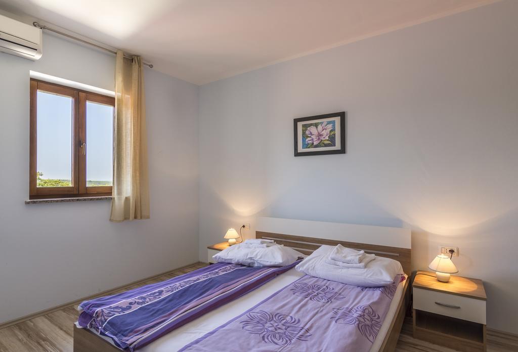 Bed And Breakfast Rogocana Labin  Exterior foto