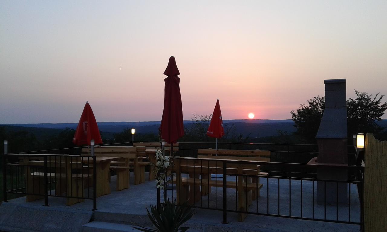 Bed And Breakfast Rogocana Labin  Exterior foto